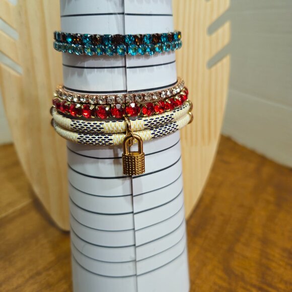 Stretchy Bracelets Lot Jewelry Lot #81 - Picture 6 of 7